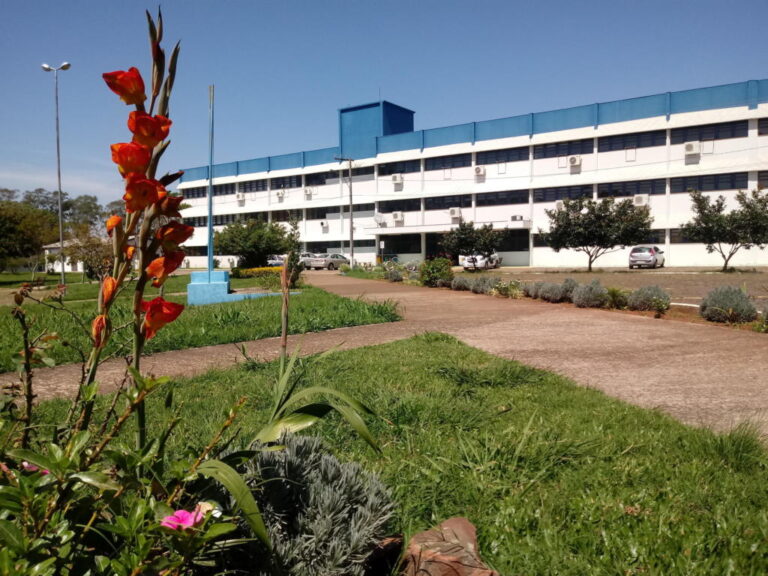 COE-E orienta UFSM a exigir comprovação vacinal para acesso ao campus